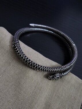 Gucci Restores Silver Viper Bracelet